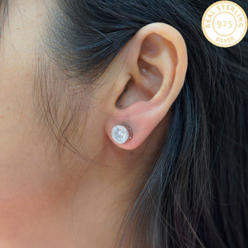92.5 Silver Lily Earrings
