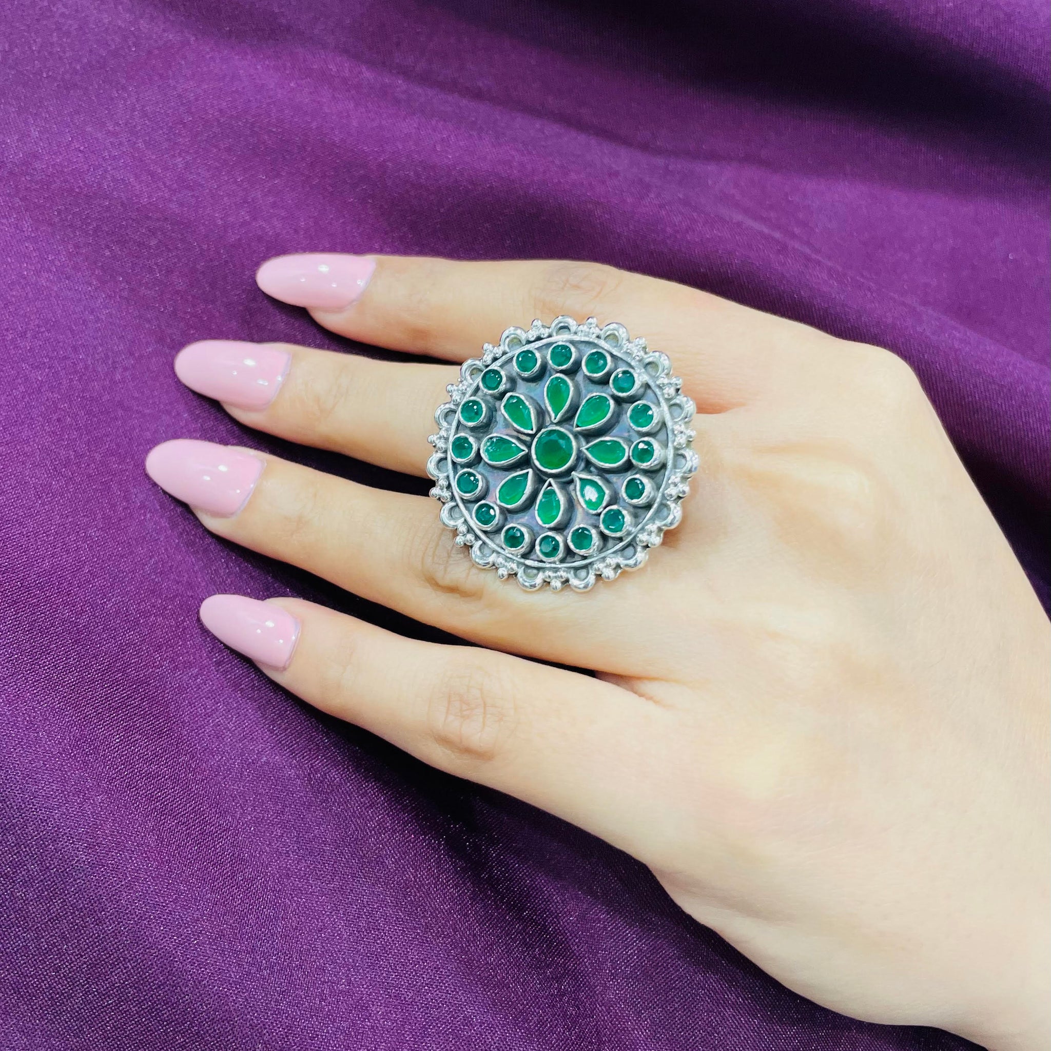 92.5 Silver Green Flora Motif ring